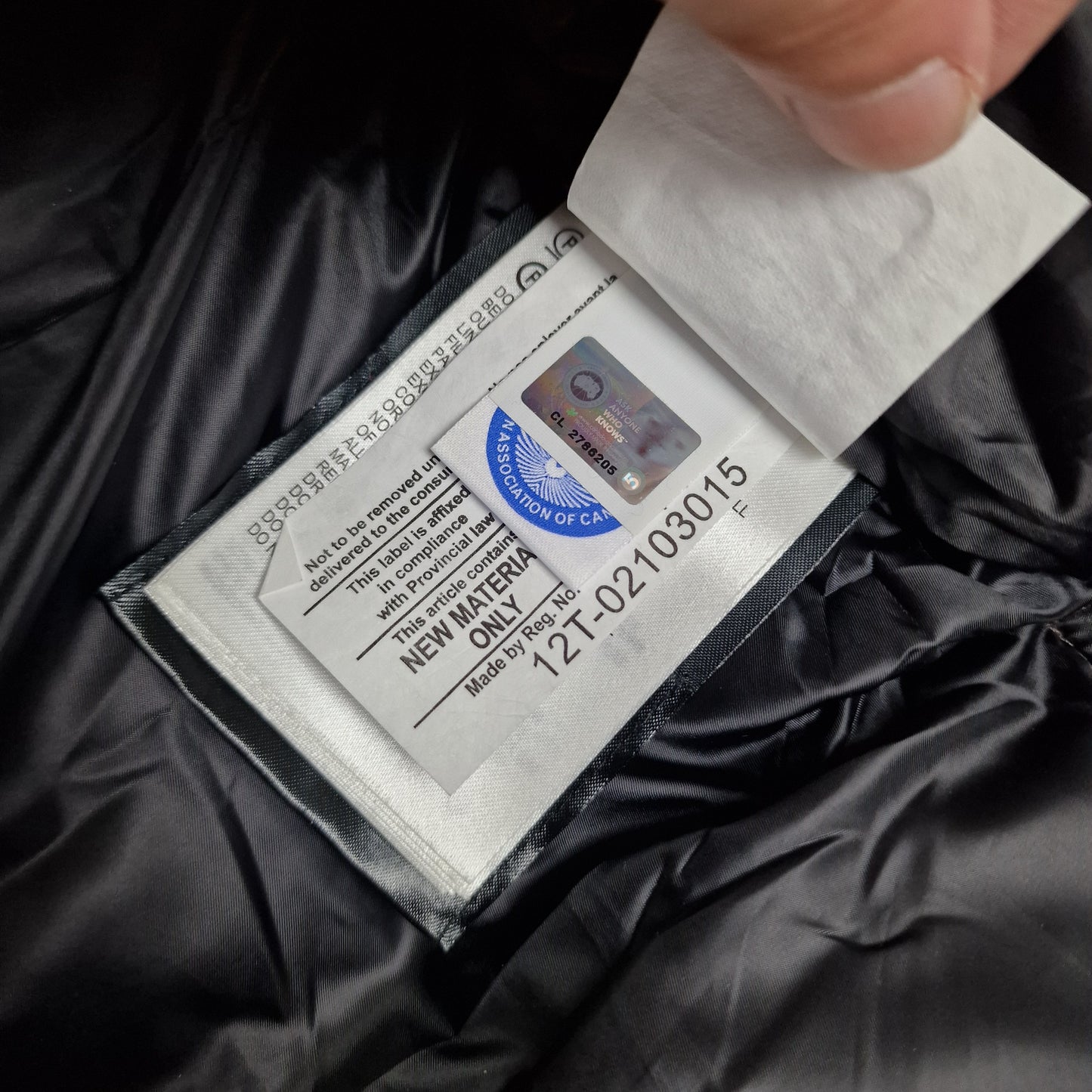 Canada Goose Authenticity Hologram Tag Close-Up on Maitland Parka Black Label