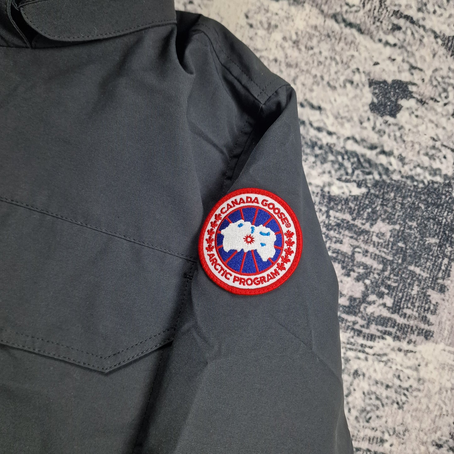 Canada Goose Badge Close-Up Detail on Maitland Parka Black Men's
