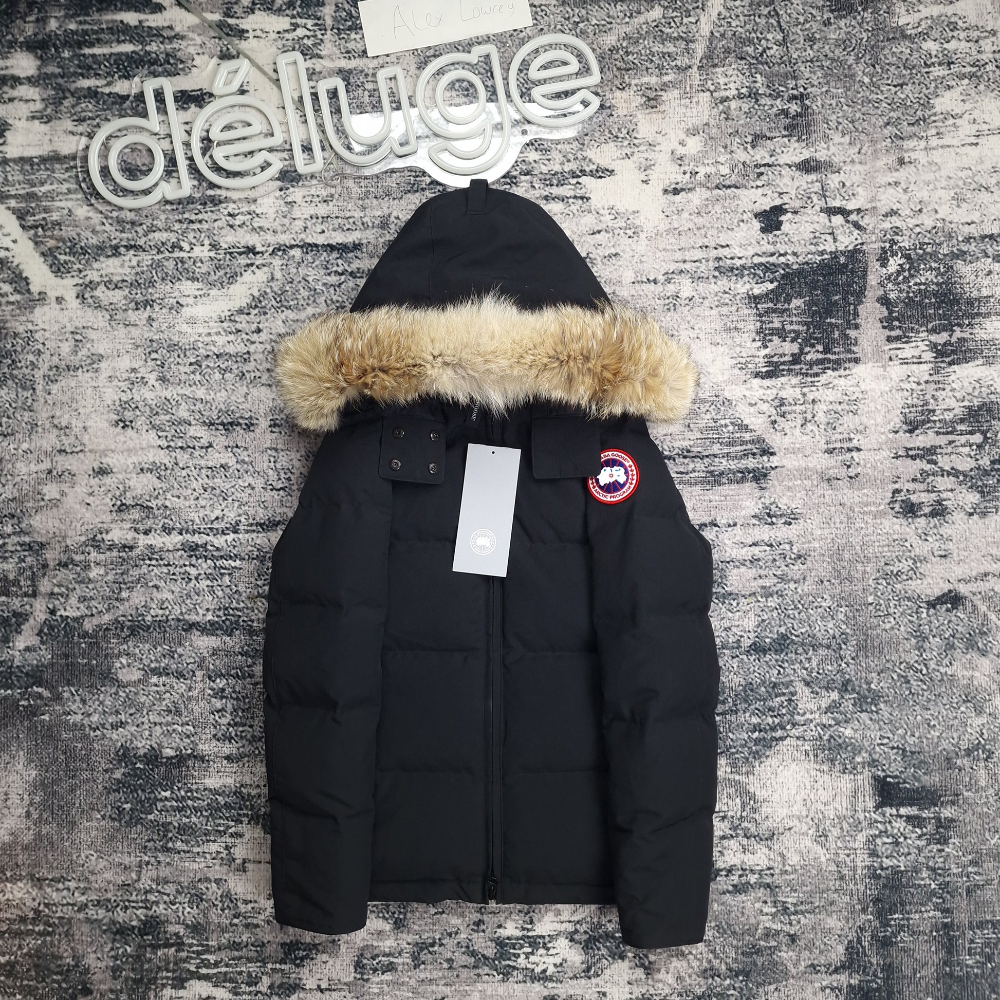 Shop Canada Goose Chelsea Parka in Black, size XS for women. Premium winter coat with signature warmth and style. Authentic luxury outerwear. Free shipping.