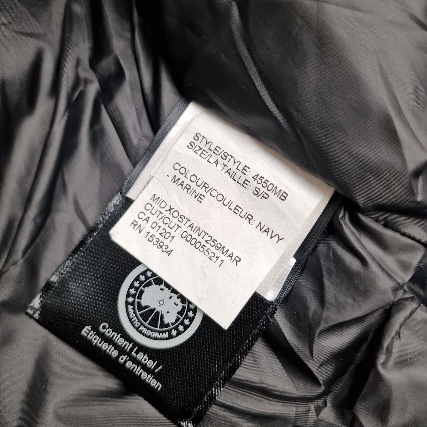 Canada Goose Maitland Parka Black Label White Wash Tag Close-Up with Size Color and Style Code Details