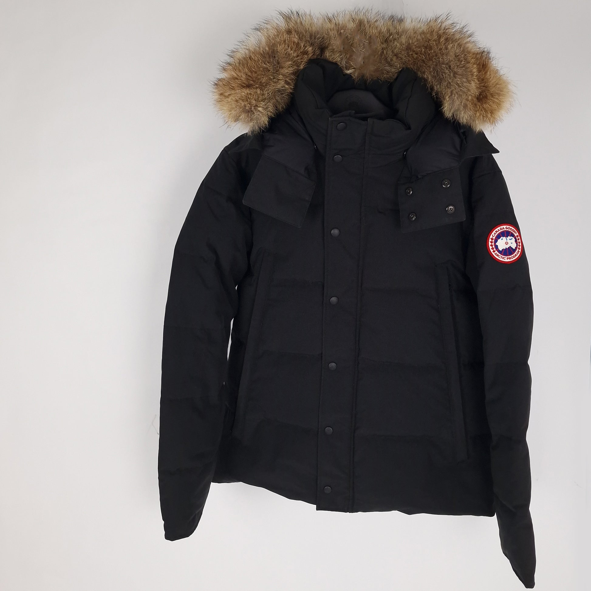 Canada Goose Wyndham Black XL professional image