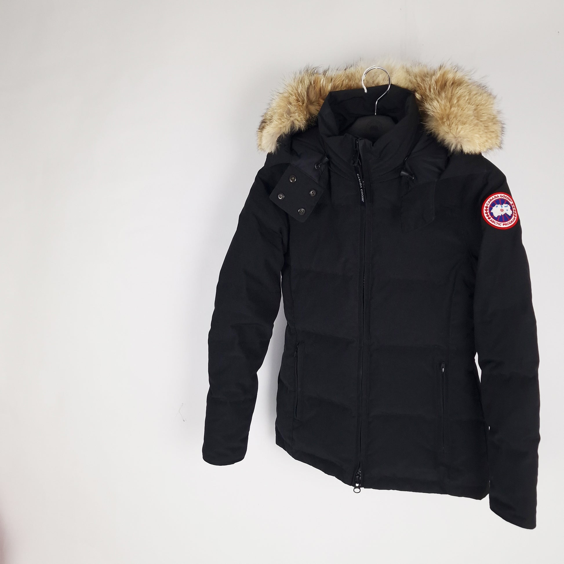 canada goose chelsea parka professional photo
