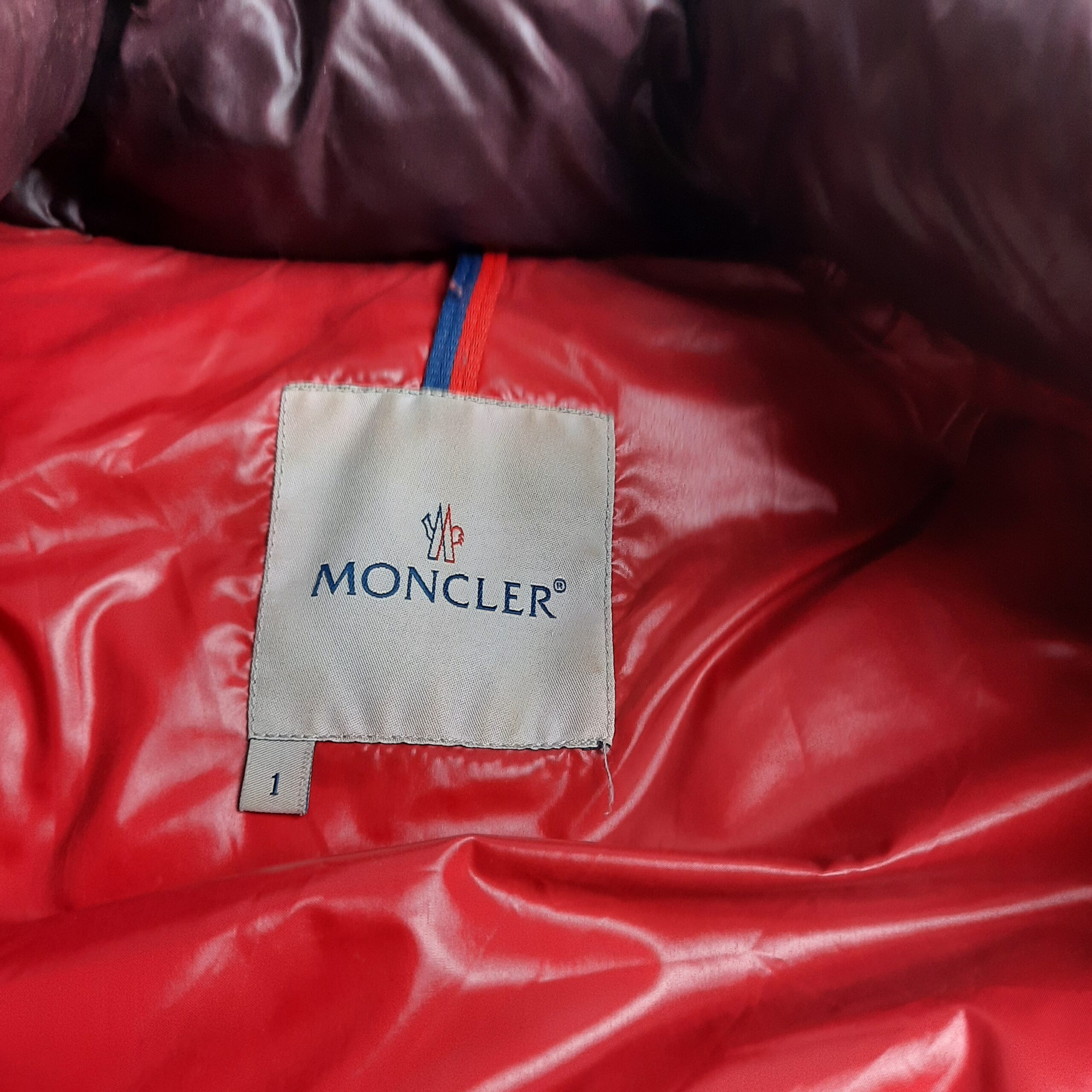 Moncler Tibet - Authentic Luxury Designer